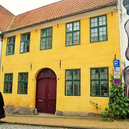 Das Gelbe Haus - Drei Besondere Ferienwohnungen Flensburg Zewnętrze zdjęcie