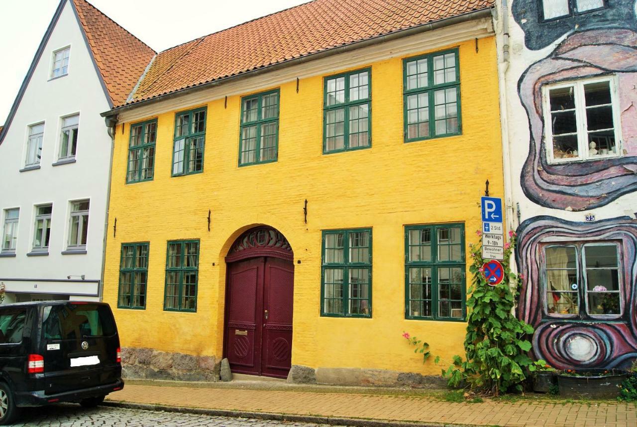 Das Gelbe Haus - Drei Besondere Ferienwohnungen Flensburg Zewnętrze zdjęcie